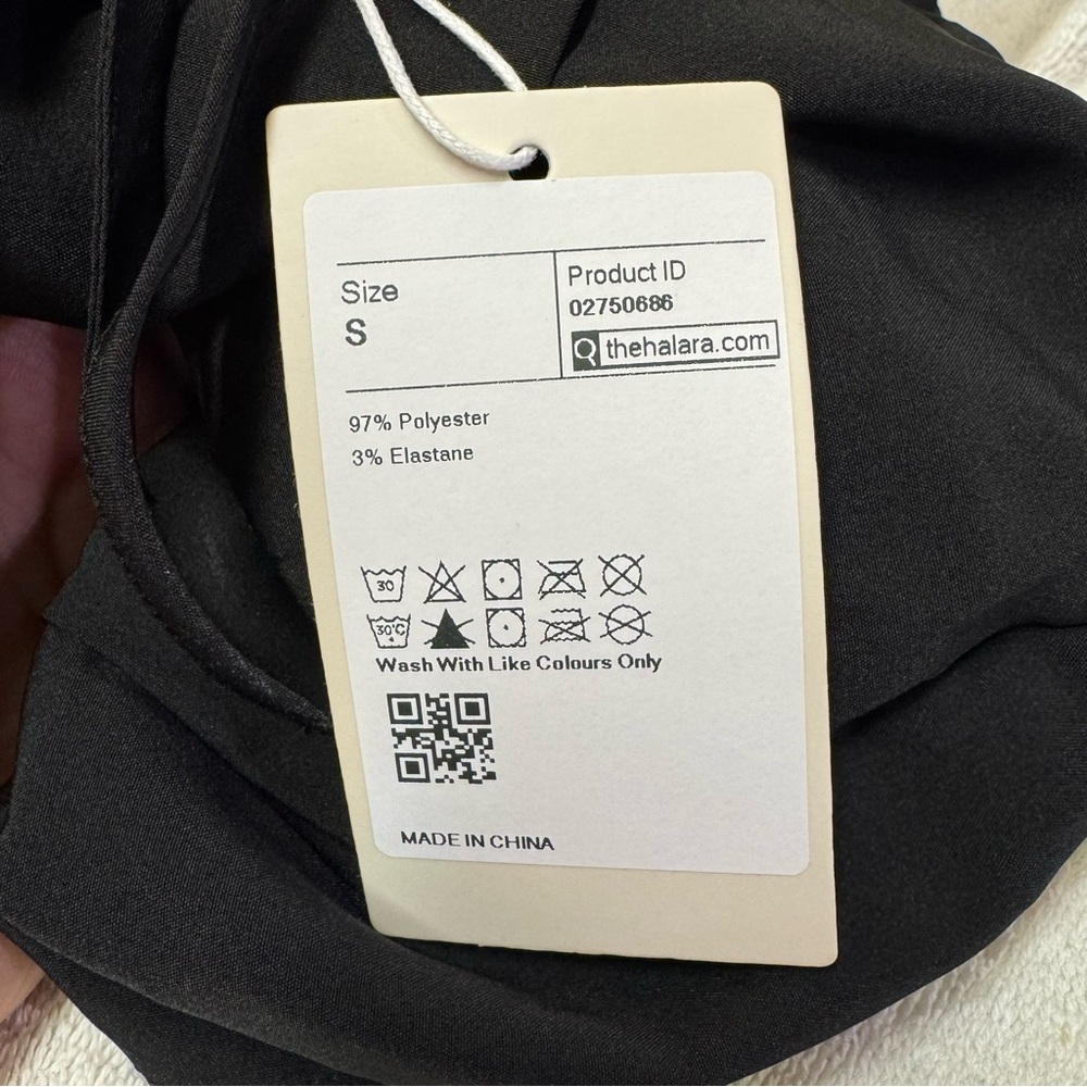 HALARA Black Pleated Draw String Lightweight Wome… - image 6